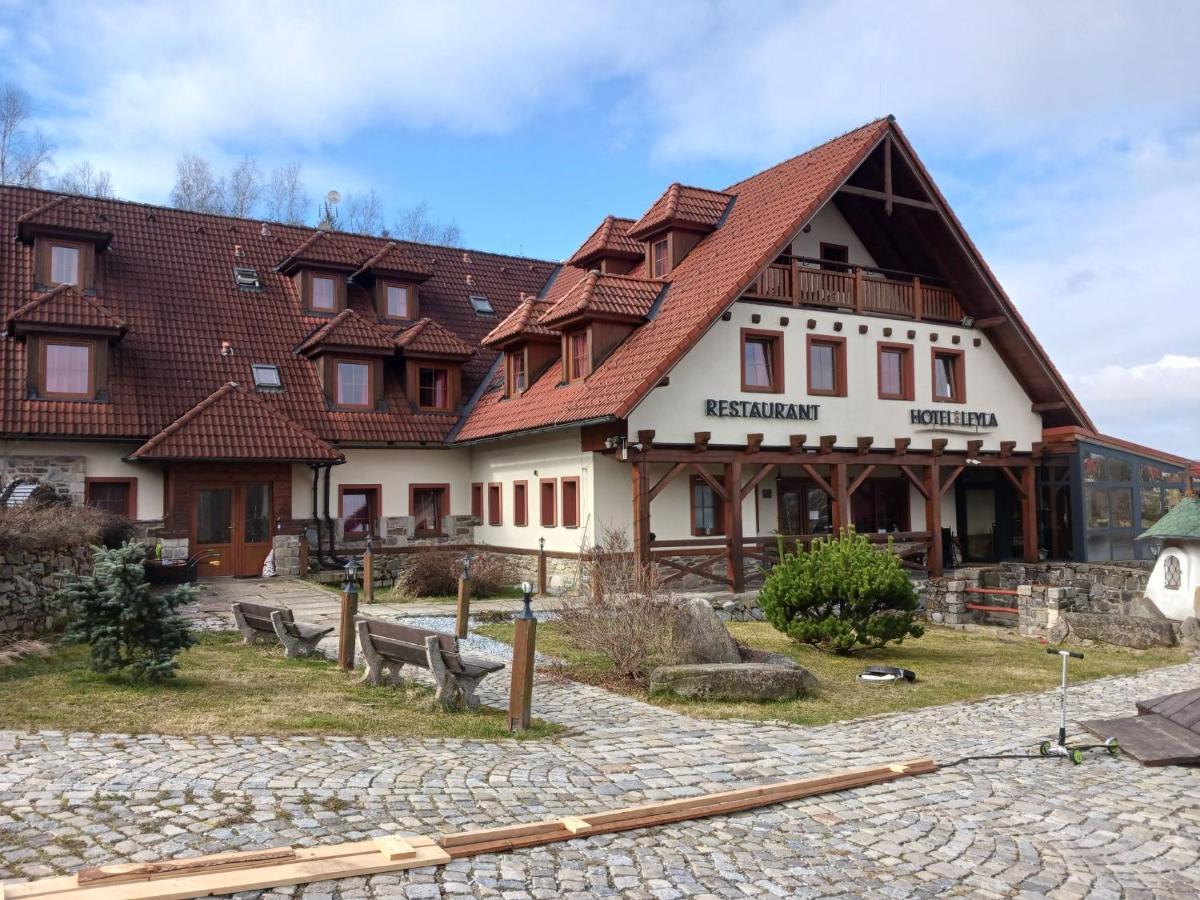 Hotel Leyla Фримбурк Екстериор снимка