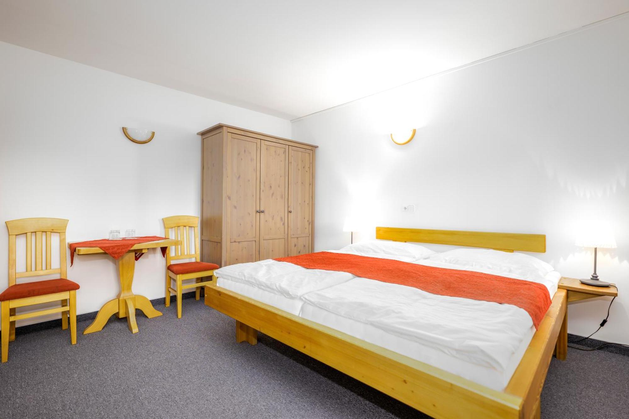 Hotel Leyla Фримбурк Екстериор снимка